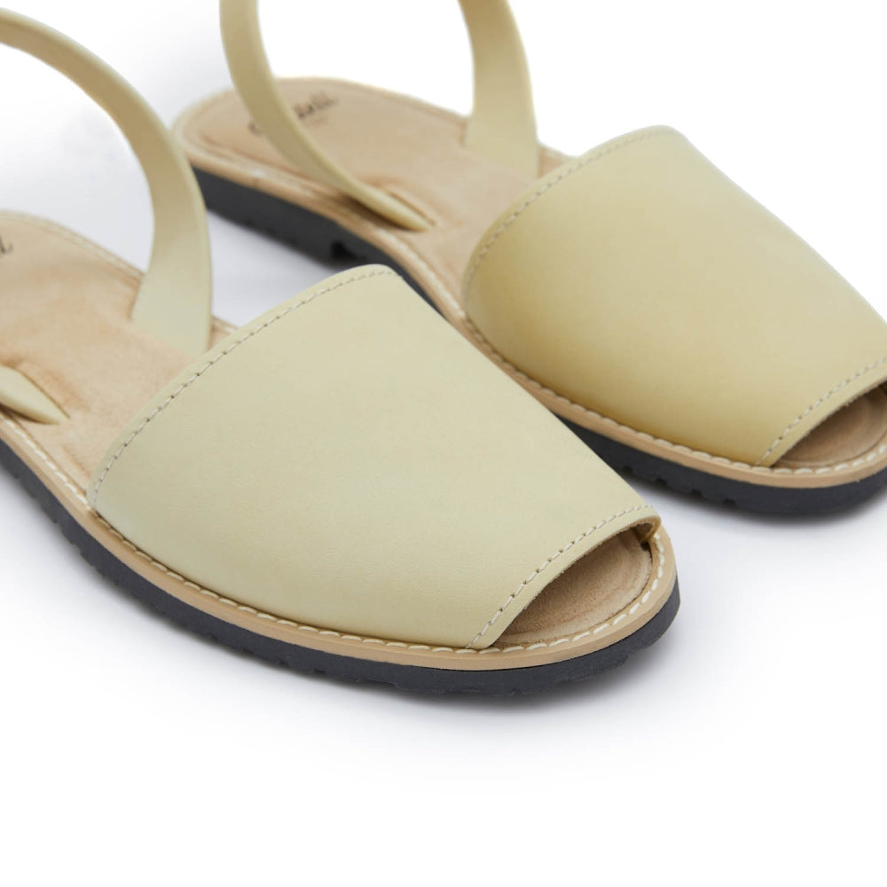 Madona Rustic 1056